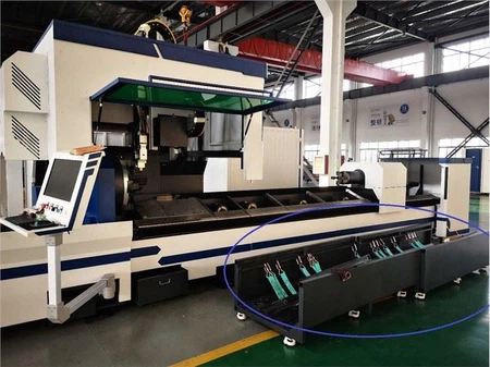 CNC Automatic Laser Cutter Manufacturer Square Round Ss Cs Tube Fiber Laser Tube Cutting Machine